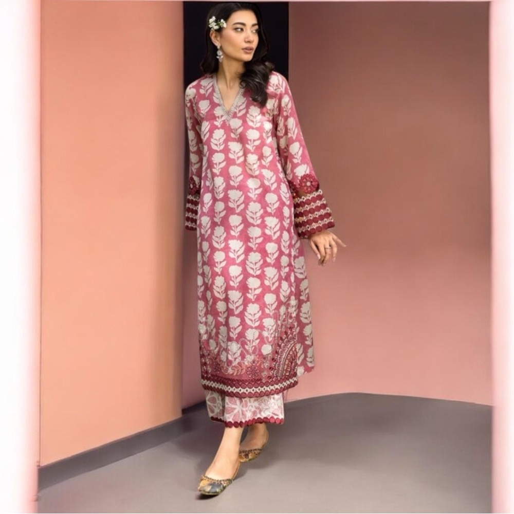 Elegant Pink and Cream Floral Dress 2Pc